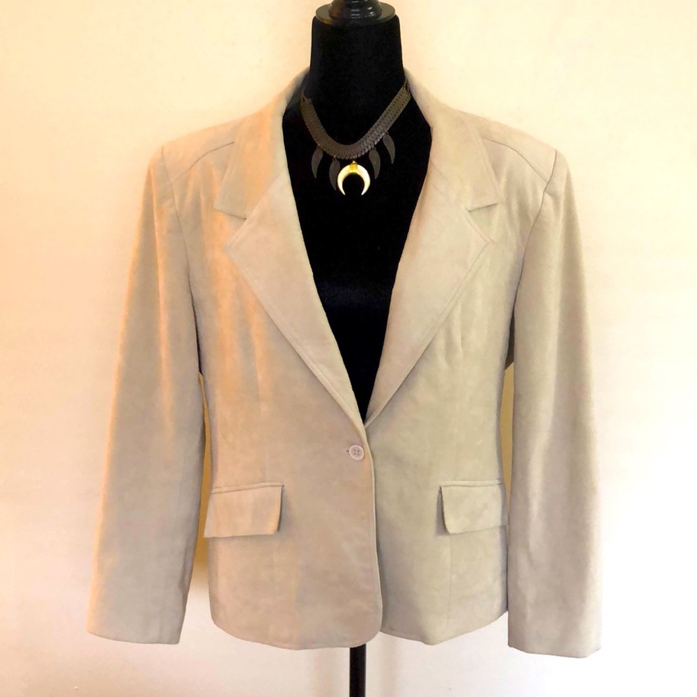 Vintage 1980’s UltraSuede blazer.